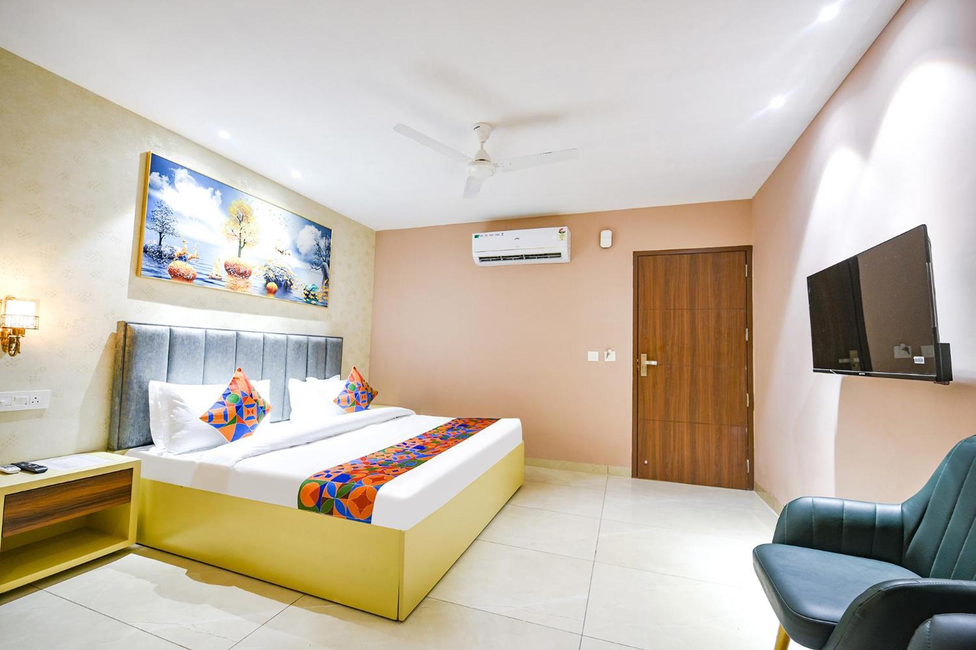 Fabhotel Supreme Suites Ludhiana Esterno foto