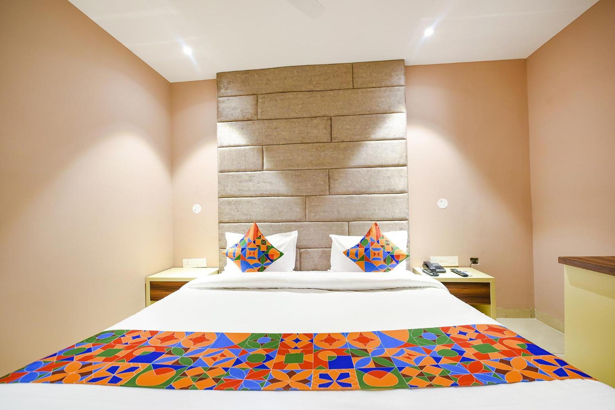 Fabhotel Supreme Suites Ludhiana Esterno foto
