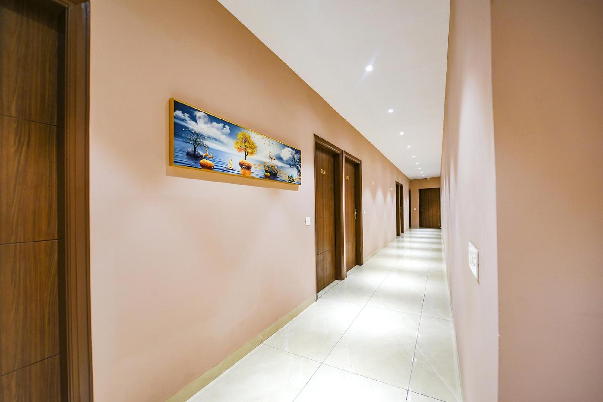 Fabhotel Supreme Suites Ludhiana Esterno foto